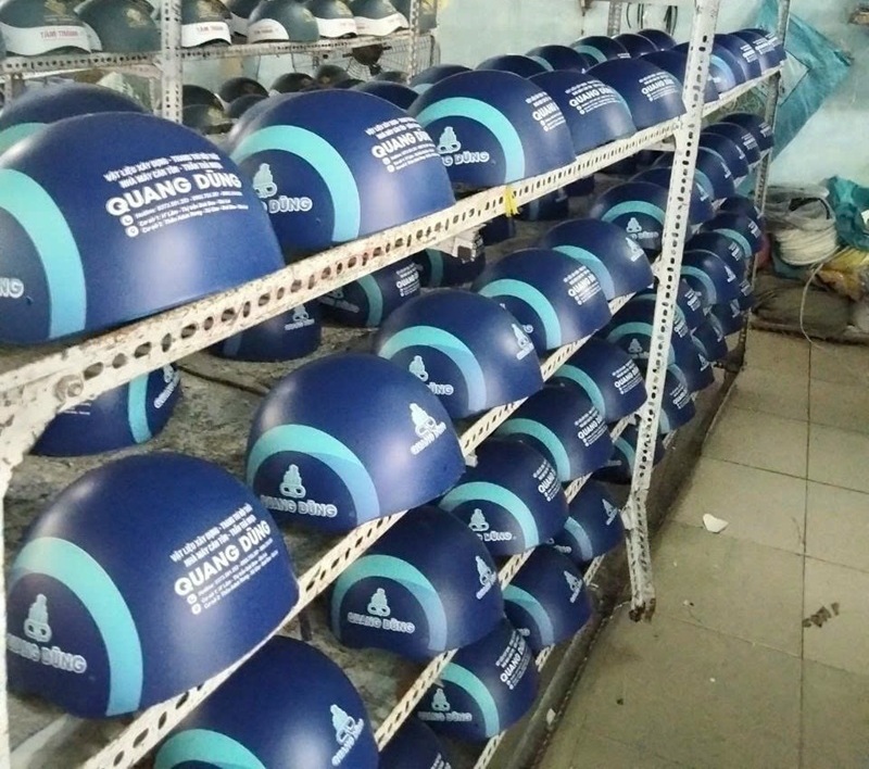 Nón bảo hiểm in logo theo yêu cầu – quà tặng quảng bá tinh tế