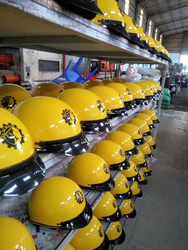 Sản xuất nón bảo hiểm thiết kế riêng cho doanh nghiệp